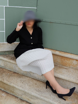 ☆厳選された上品で綺麗な熟女・人妻専門♪のリアルタイム情報