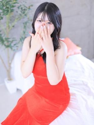 RED ROOM(レッドルーム) サキ