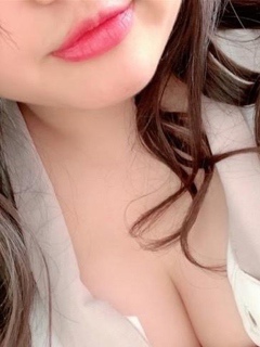 ふたば「RED ROOM（レッドルーム）」