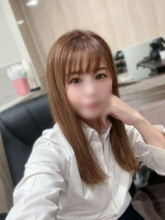 スモモ「秘書の品格 クラブアッシュ ヴァリエ」