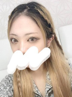 じゅりあ「やんちゃな子猫　日本橋店」