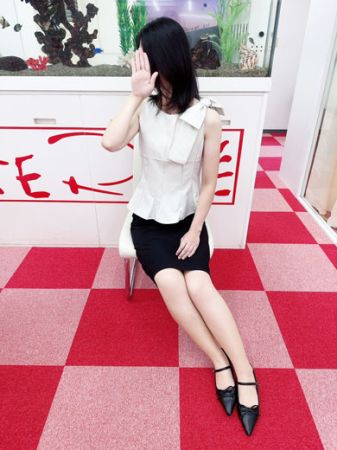 ミセスコンテローゼ デリヘル 梅田 【1名様限定です】キレカワ系の大人女子☆美波さんのリアルタイム情報