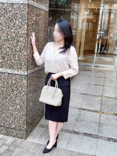 えま「完熟ばなな谷九店」