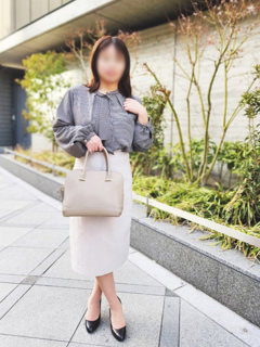 りこ「完熟ばなな谷九店」