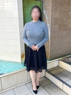 あかね「完熟ばなな谷九店」