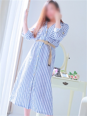 紫乃　咲「五十路マダム」