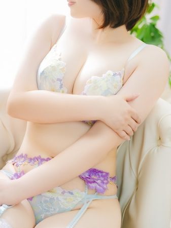 【本日出勤】『ゆうか』さん…Fカップの美巨乳！のリアルタイム情報