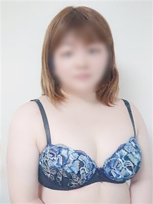 しおん「巨乳・ぽっちゃり専門店 蒼いうさぎ」